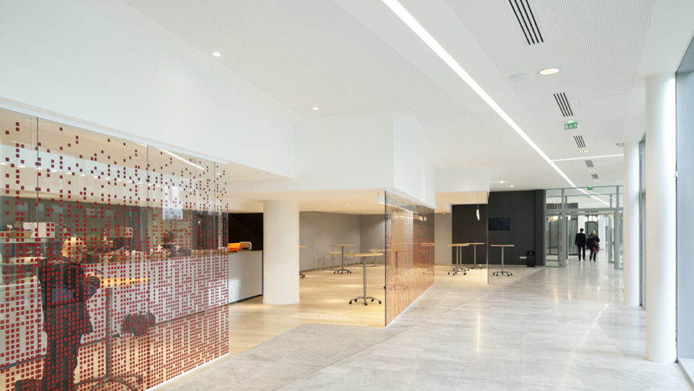 La Plaine Saint-Denis _janvier / Février 2014SFR Campus, extérieurs et intérieurs.